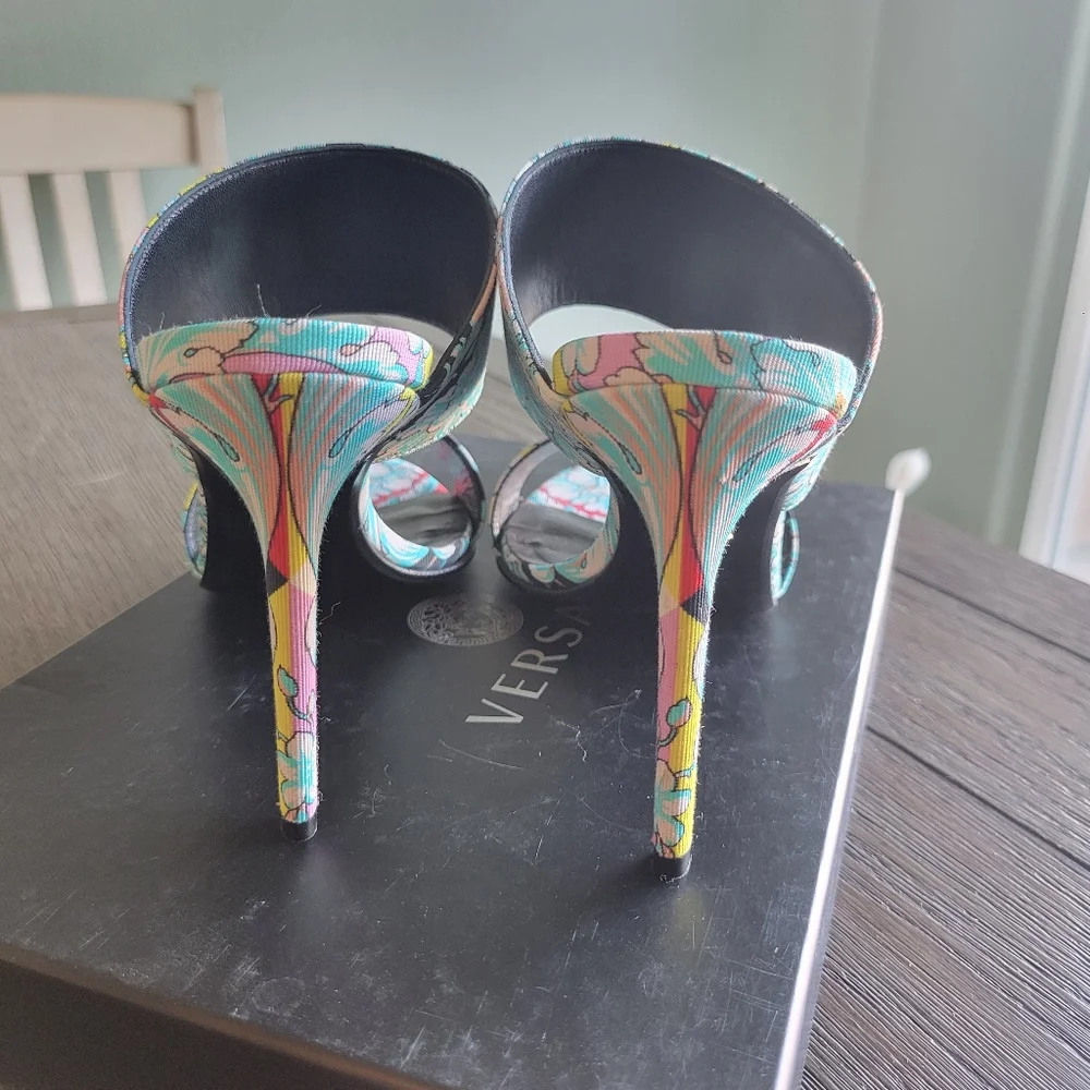 Like New Versace Fluo Barocco High Heel Sandals - Picture 4 of 7